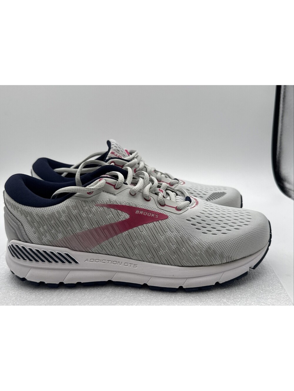 Brooks Addiction GTS 15 Womens Sneakers Oyster Peacoat Lilac Rose Sz 10 MED - Picture 8 of 16